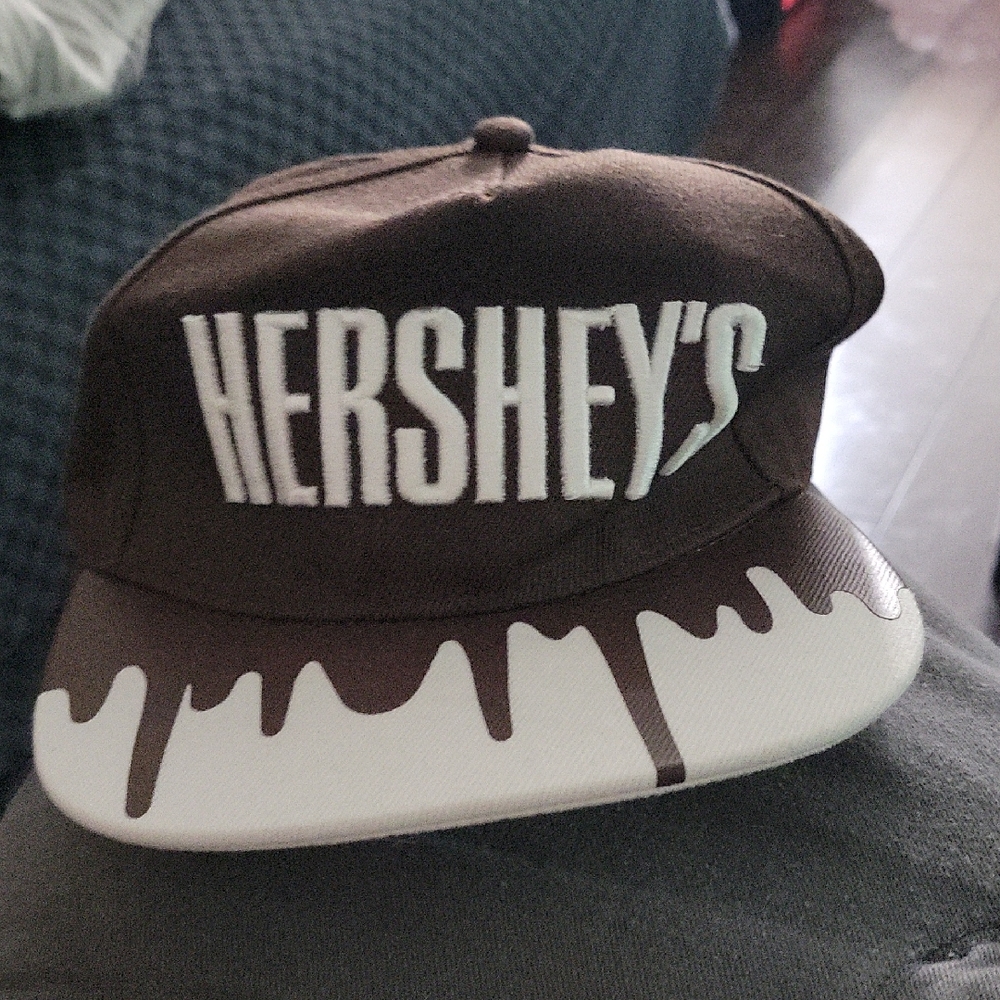 Hershey's Brown and White Drip Design Hat
